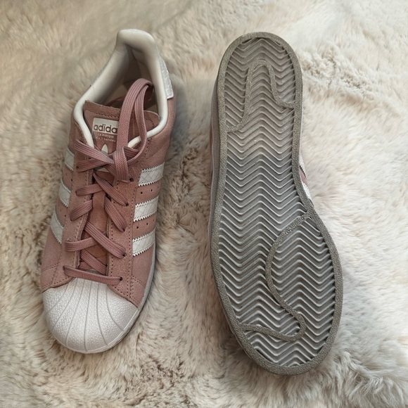 Adidas Blush and White Casual Shoes - Picture 3 of 4